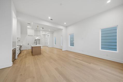 1326 Lawrence Street Houston TX 77008