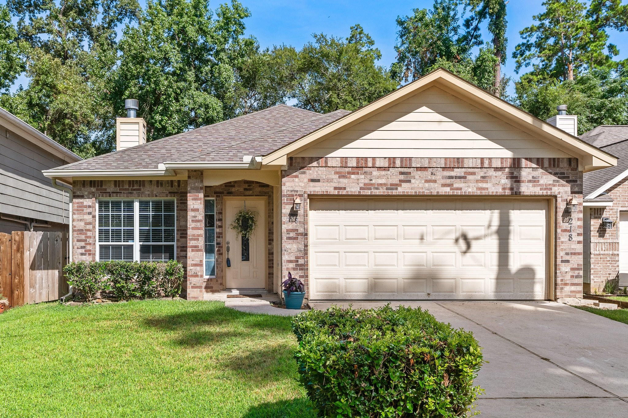 218 Clear Water Street E Montgomery TX 77356