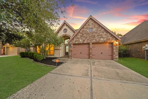 2314 Laurel Loch Lane Pearland TX 77584