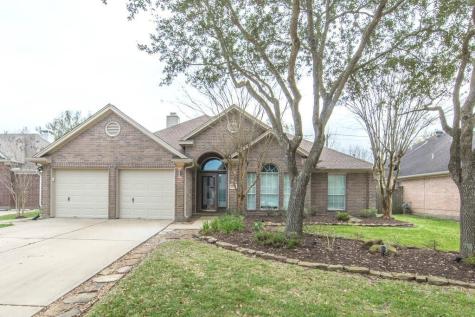 2041 Lodge Crest Court League City TX 77573