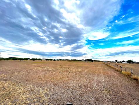 190 County Road 5780 Castroville TX 78009