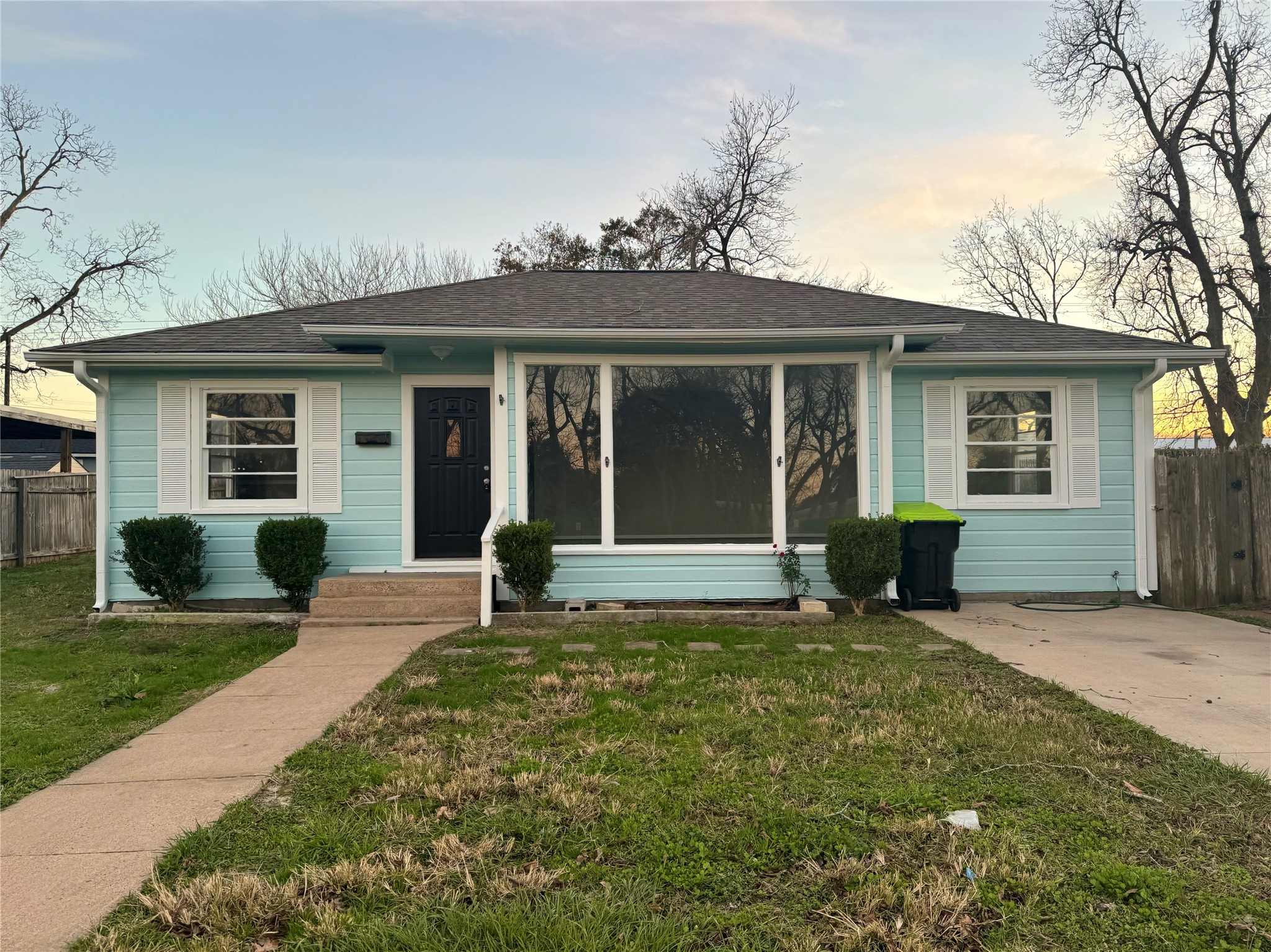 2808 8th Street Bay City TX 77414