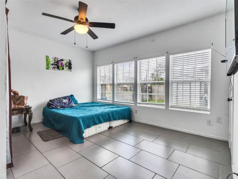 4101 Falls Street Houston TX 77026