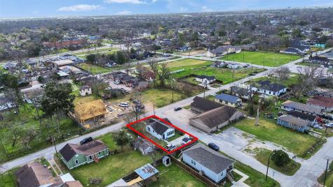4101 Falls Street Houston TX 77026