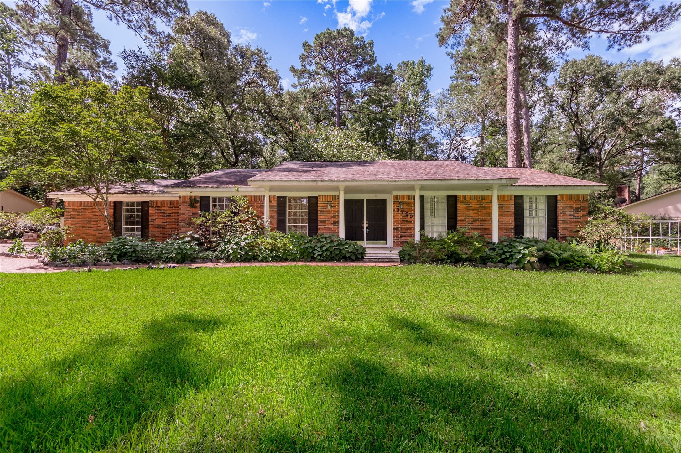 3799 Summer Lane Huntsville TX 77340