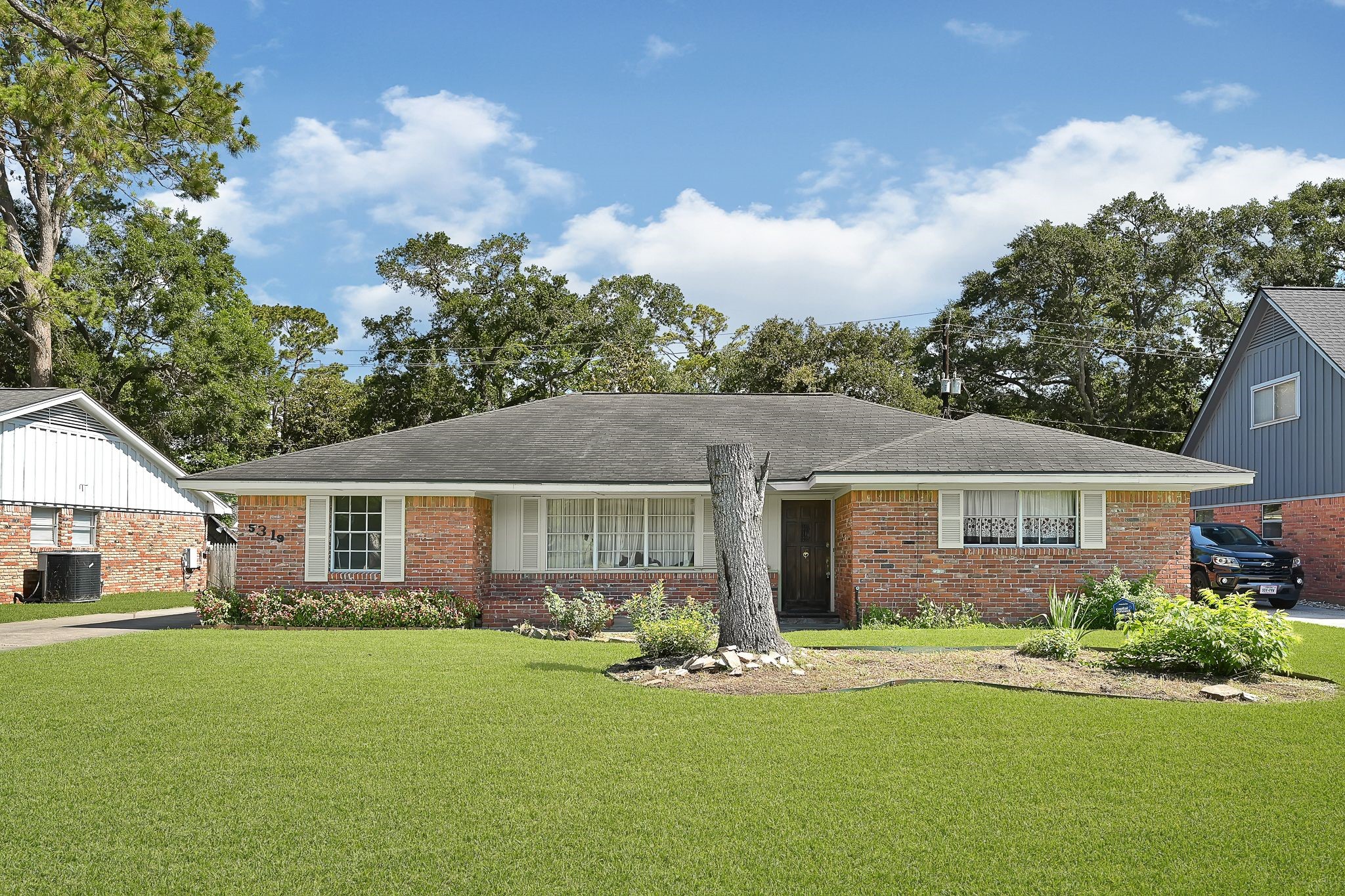 5319 Laurel Creek Way Houston TX 77017