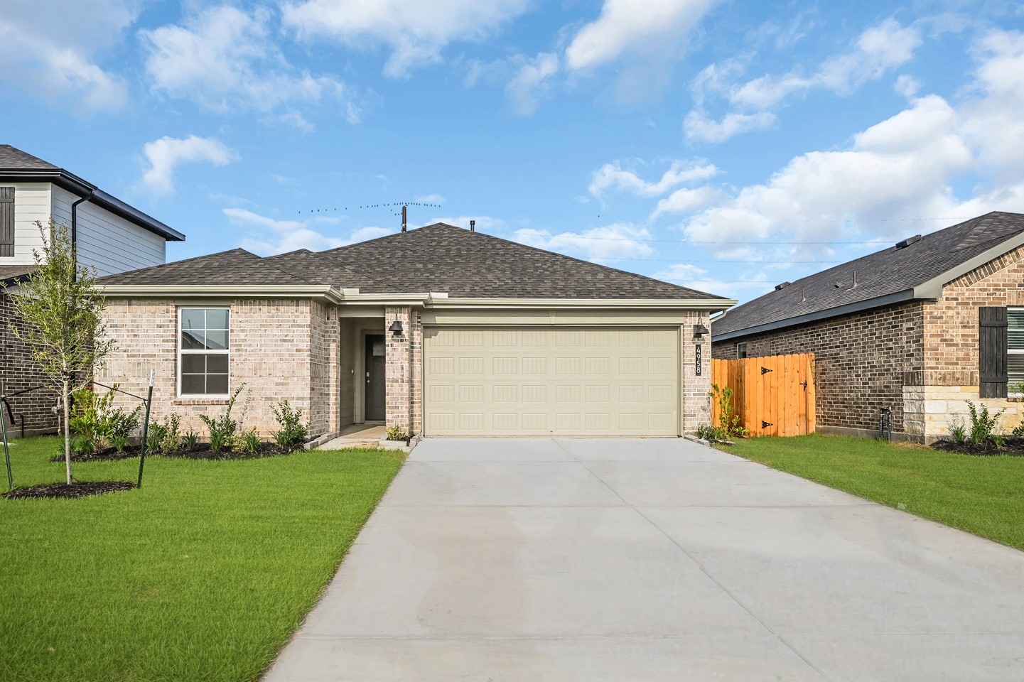 4943 Oakwood Drive Fresno TX 77545