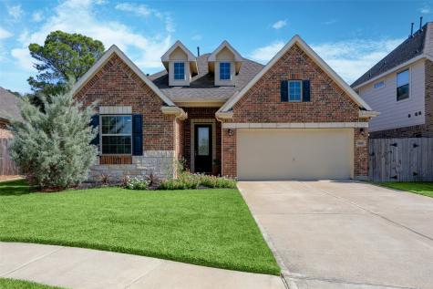 1647 Morgan Trail Drive Alvin TX 77511
