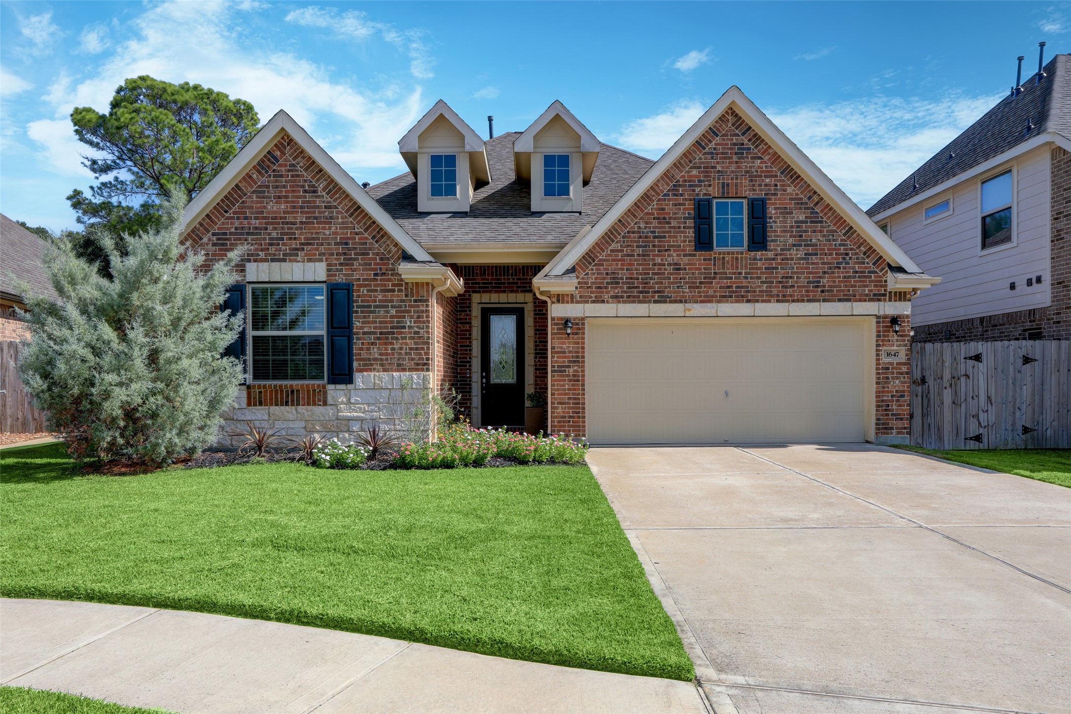 1647 Morgan Trail Drive Alvin TX 77511