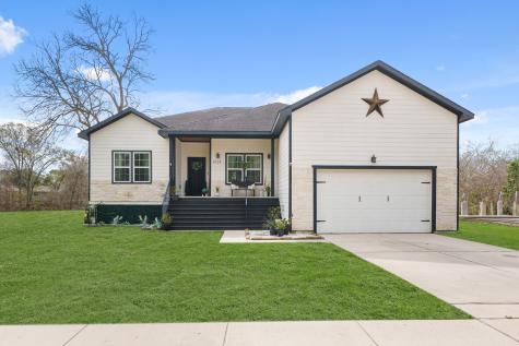 5129 Shady Oaks Lane Friendswood TX 77546