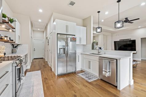 5129 Shady Oaks Lane Friendswood TX 77546