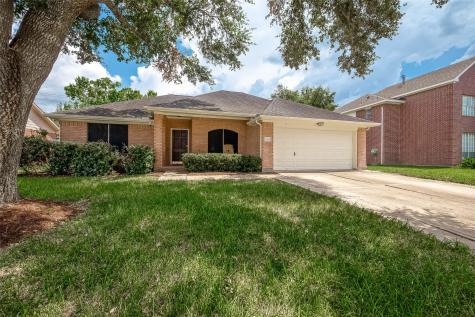 2205 Manchester Lane Pearland TX 77581