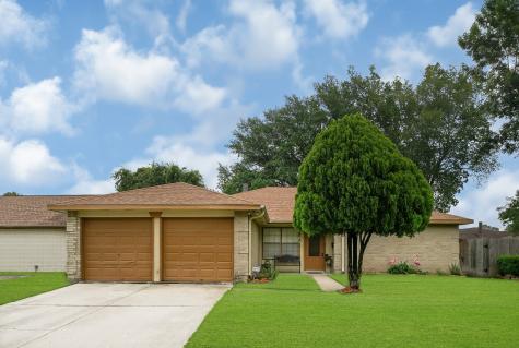 1418 Pennygent Lane Channelview TX 77530