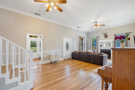 222 N Harris Street Bellville TX 77418