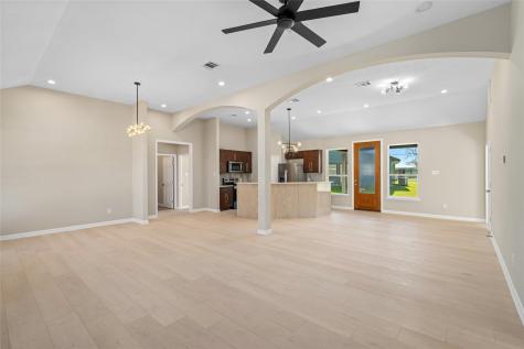 4654 N Teague Street Rosharon TX 77583
