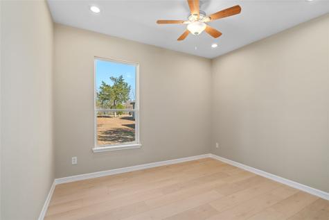 4654 N Teague Street Rosharon TX 77583