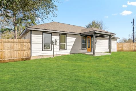 4654 N Teague Street Rosharon TX 77583