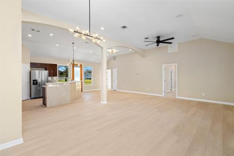 4654 N Teague Street Rosharon TX 77583