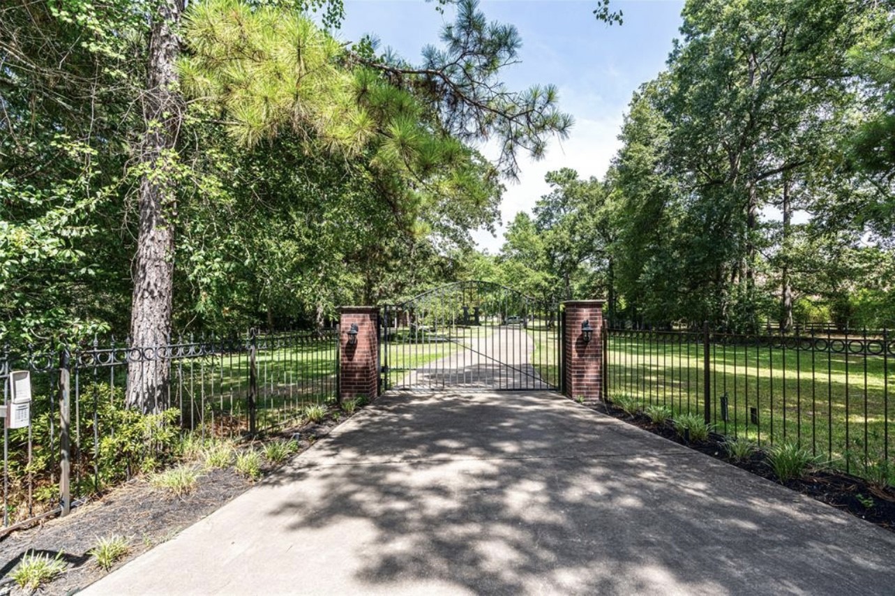15567 Old Conroe Road Conroe TX 77384