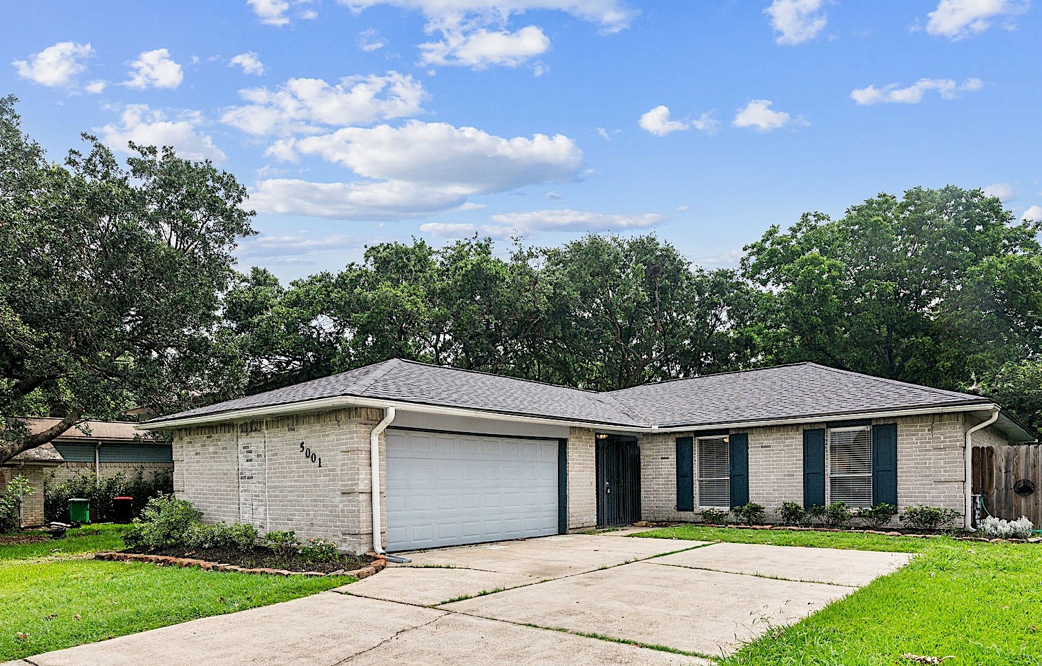 5001 Fawndale Way Baytown TX 77521