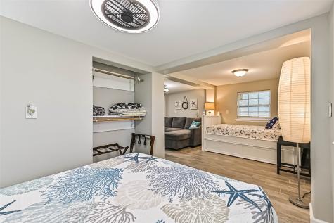 4126 Reeves Drive Galveston TX 77554