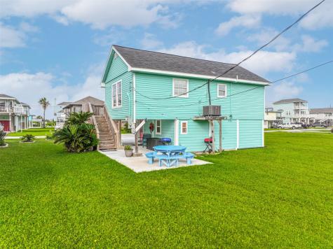 4126 Reeves Drive Galveston TX 77554