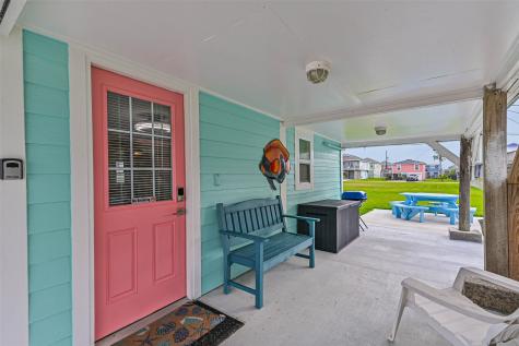 4126 Reeves Drive Galveston TX 77554