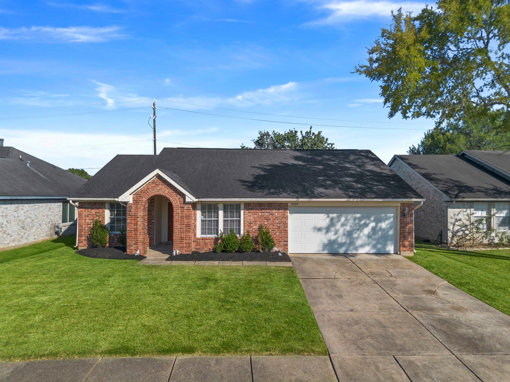 4919 Shady Oaks Lane Friendswood TX 77546