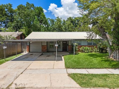 319 Arvana Street Houston TX 77034