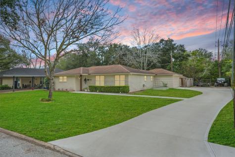 11102 Cliffwood Drive Houston TX 77035