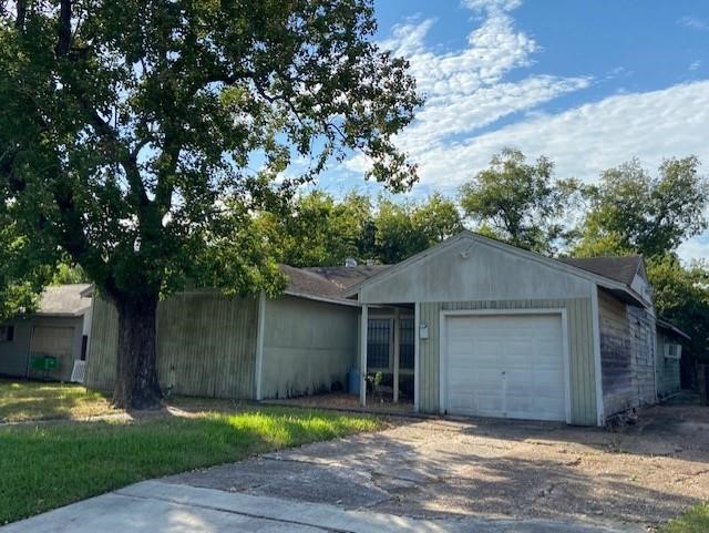 5906 Southford Street Houston TX 77033