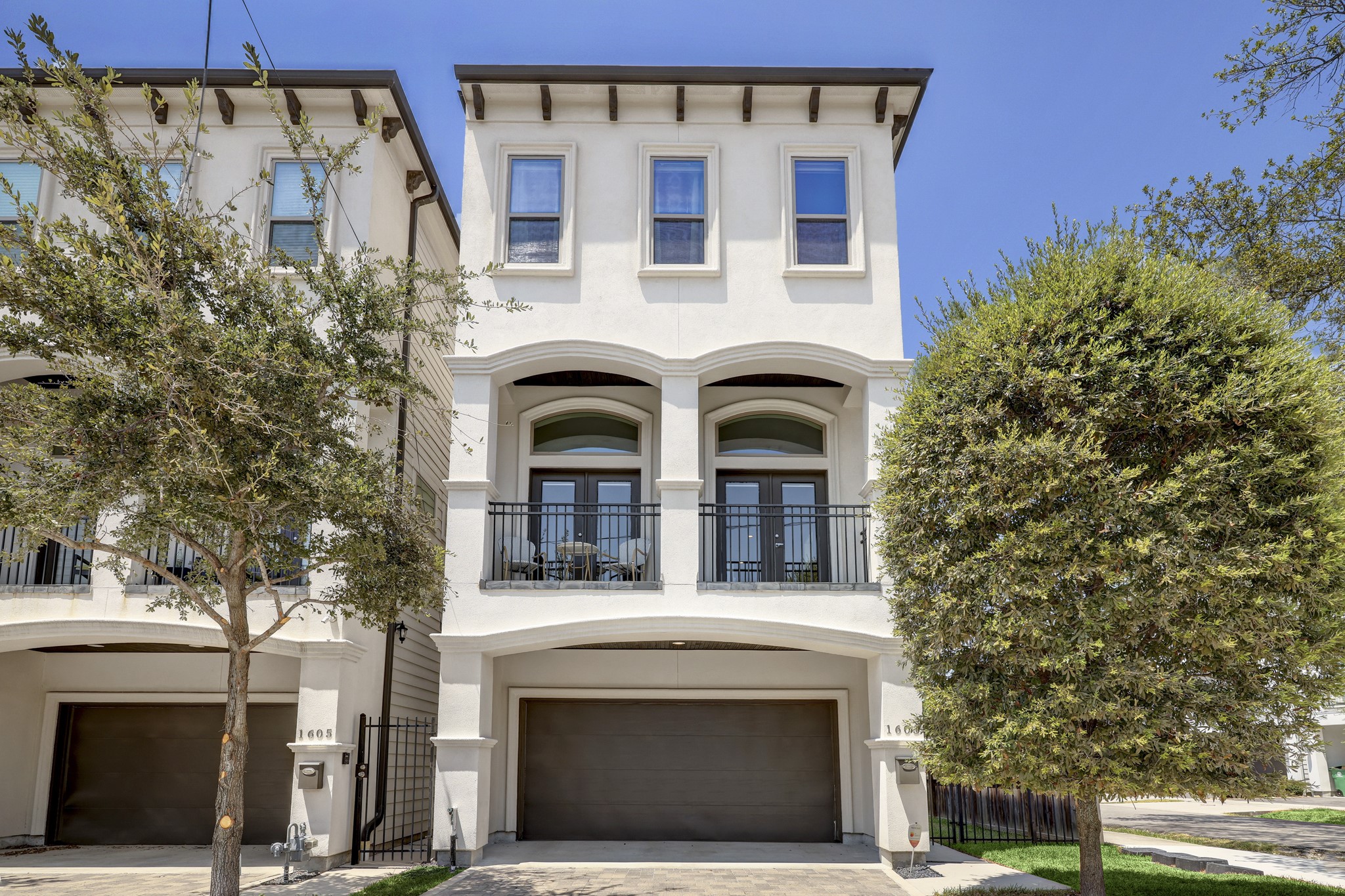 1603 W 15th Street Houston TX 77008