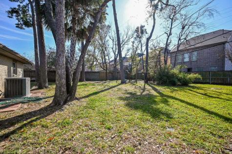 6555 Grovewood Lane Houston TX 77008