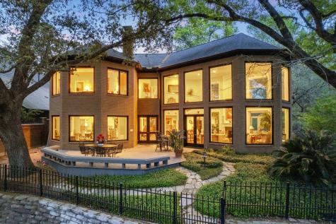 10103 Longwood Court Houston TX 77024