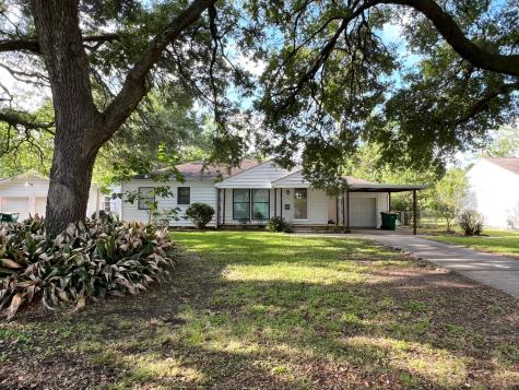 2017 Oaklawn Drive La Marque TX 77568