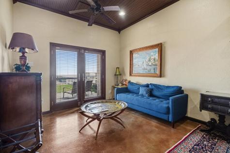 503 Bay Avenue Kemah TX 77565