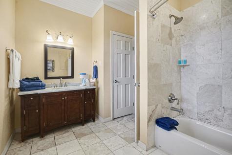 503 Bay Avenue Kemah TX 77565