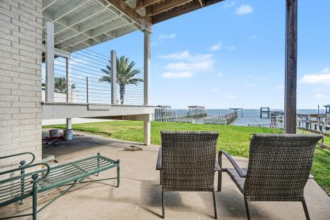503 Bay Avenue Kemah TX 77565