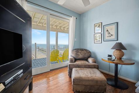 503 Bay Avenue Kemah TX 77565
