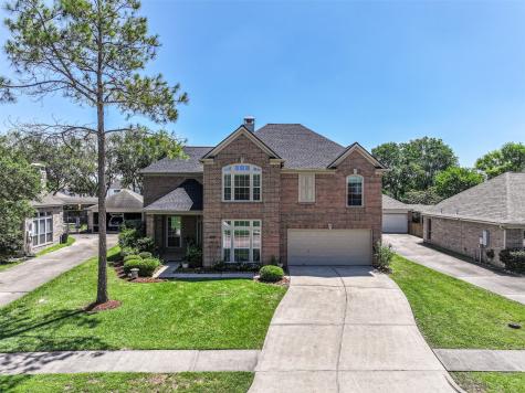 245 Farnworth Lane League City TX 77573