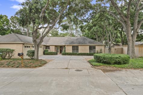411 W Fair Harbor Lane Houston TX 77079