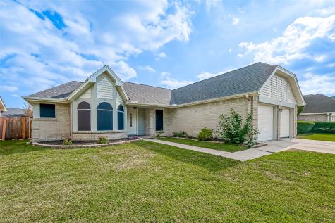 707 Regency Court Friendswood TX 77546