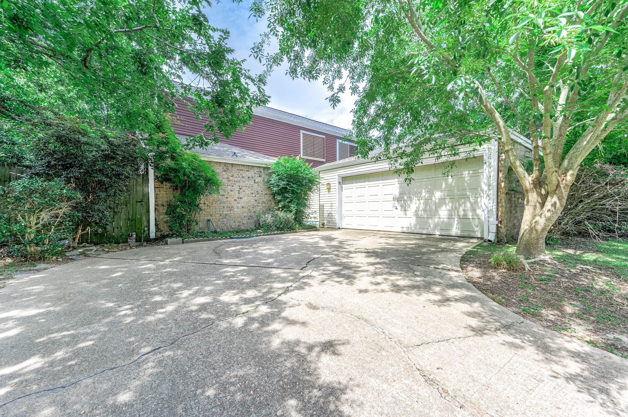 12053 Champion Forest Drive Houston TX 77066