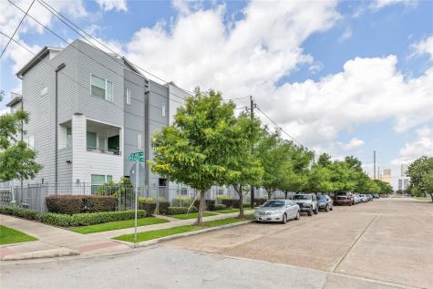 1719 Eado Point Lane Houston TX 77003