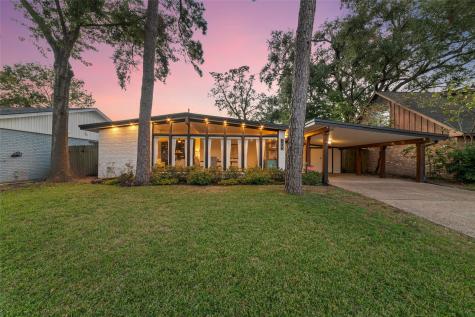 3903 April Lane Houston TX 77092