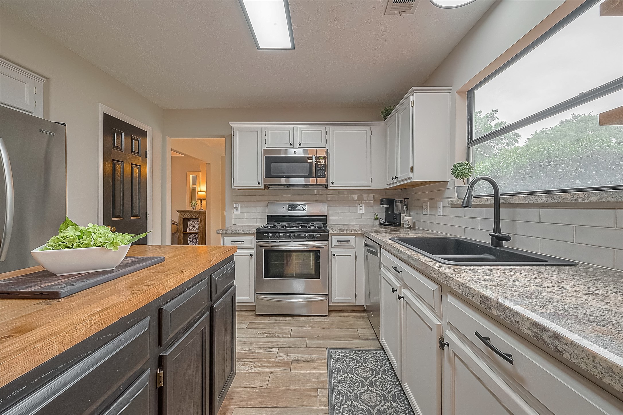 4530 Silverlake Drive Sugar Land TX 77479