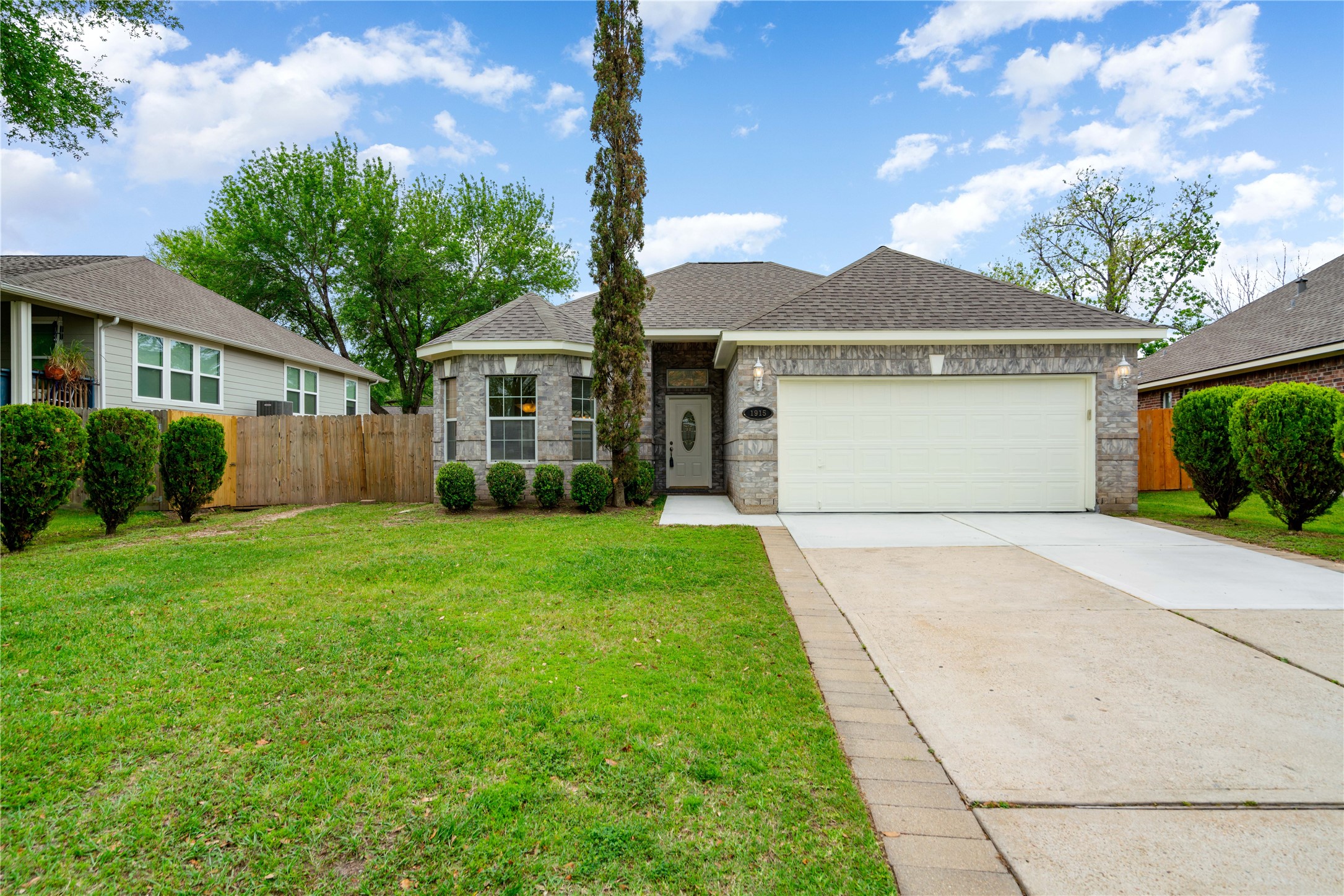 1915 Tarpley Court Katy TX 77493