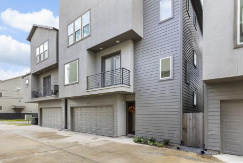 5718 Petty Street Houston TX 77007