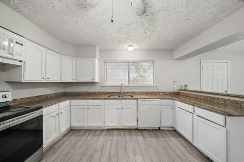 13923 Ludgate Pass Houston TX 77034