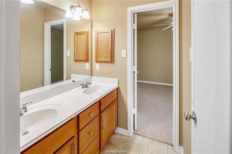 4053 Southern Trace Drive College Station TX 77845